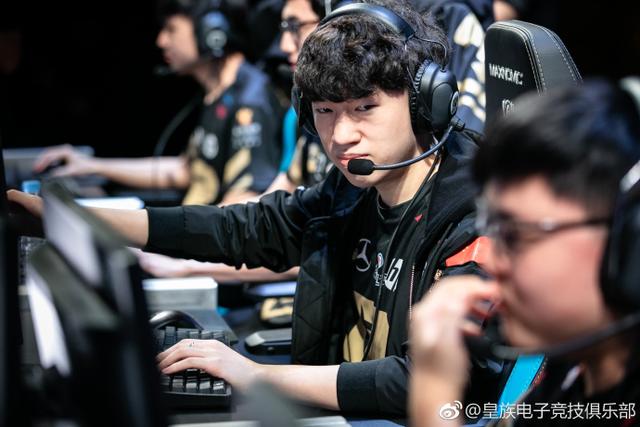 包含Uzi在C9比赛中精彩发挥，高光表现引发热议！的词条