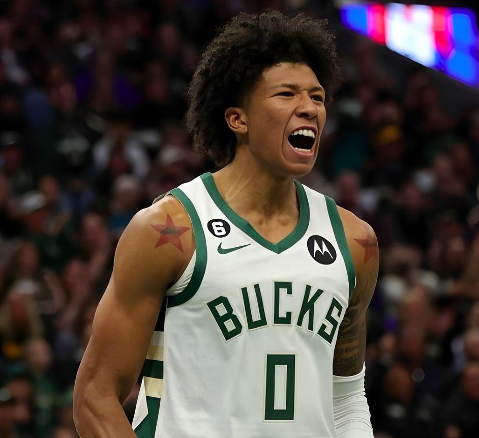 关于字母哥赛事官方发布高光表现新规，MAD争议不断！的信息